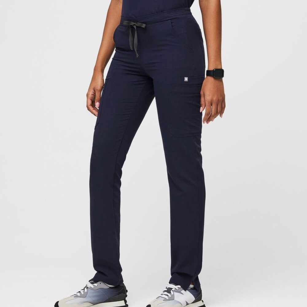 Figs Yola Skinny Scrub Pants SP in Navy - EUC